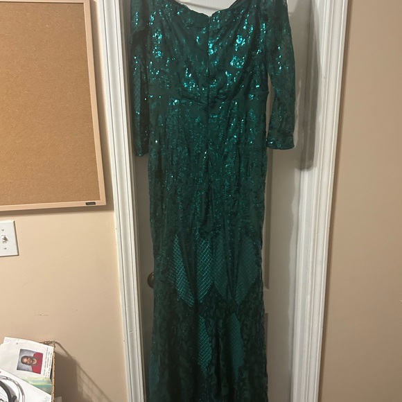 Green long mermaid style - Picture 6 of 8